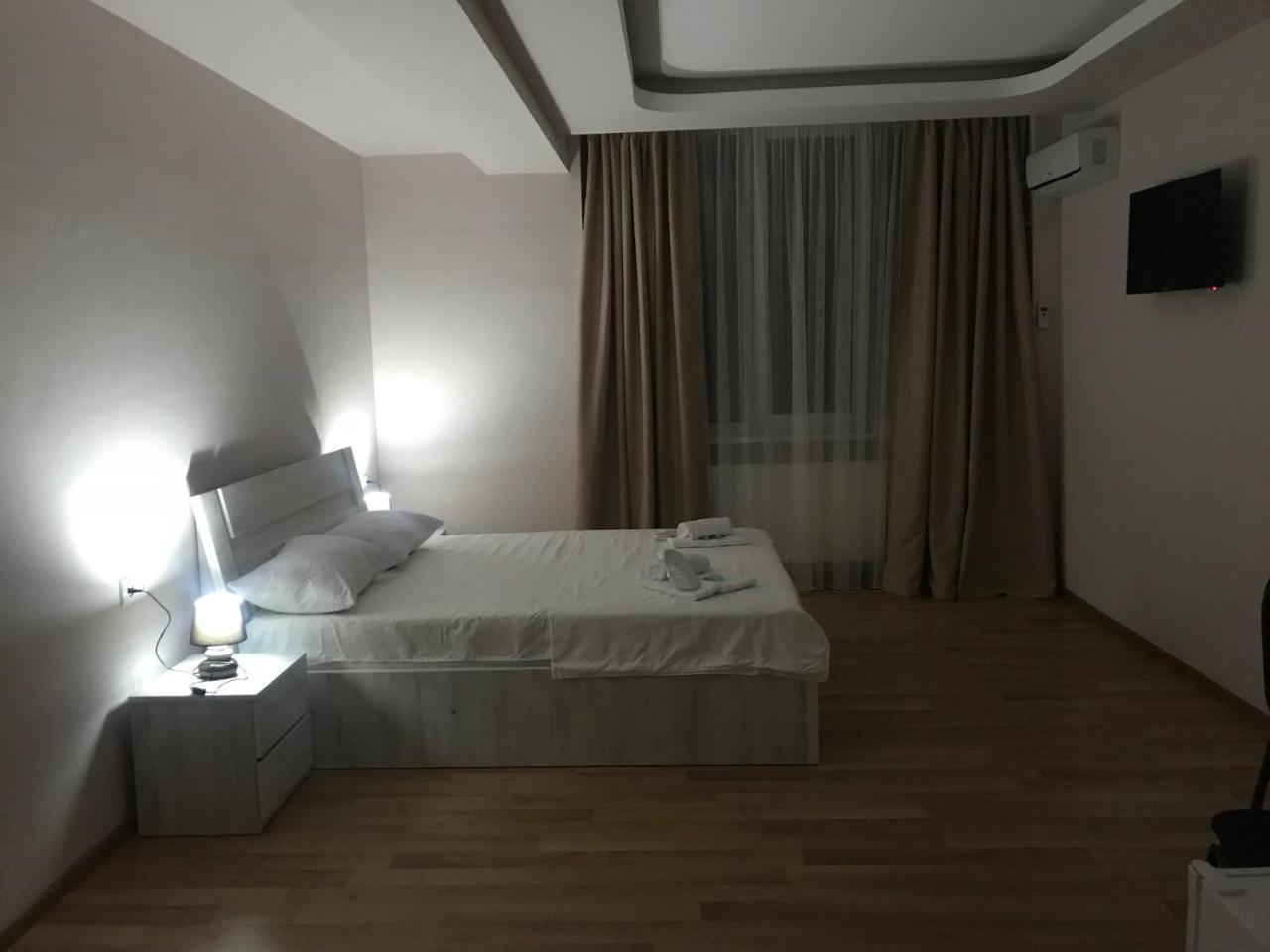 Hotel Caucasus تبليسي المظهر الخارجي الصورة