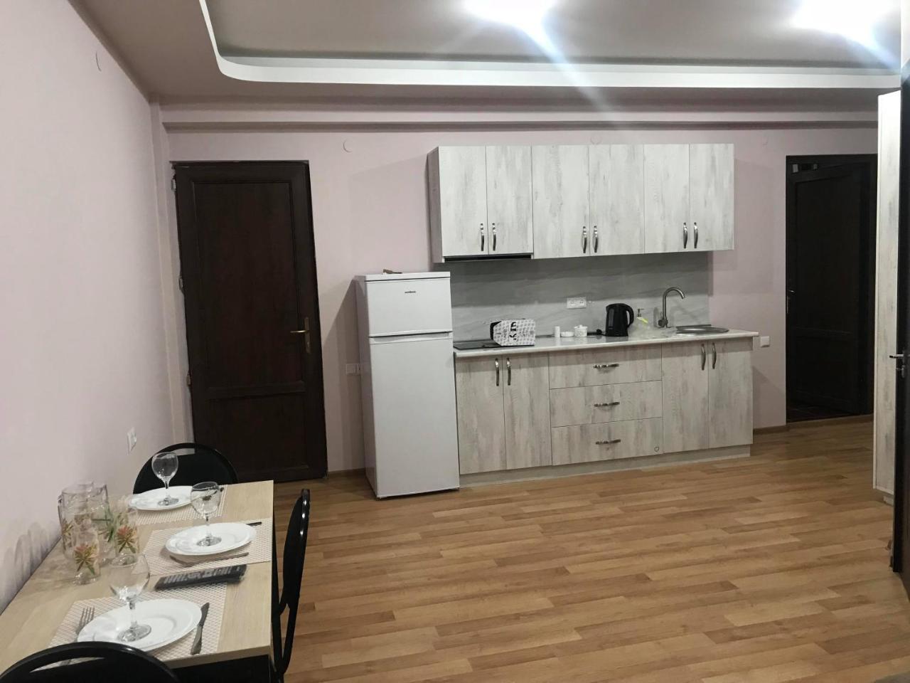 Hotel Caucasus تبليسي المظهر الخارجي الصورة