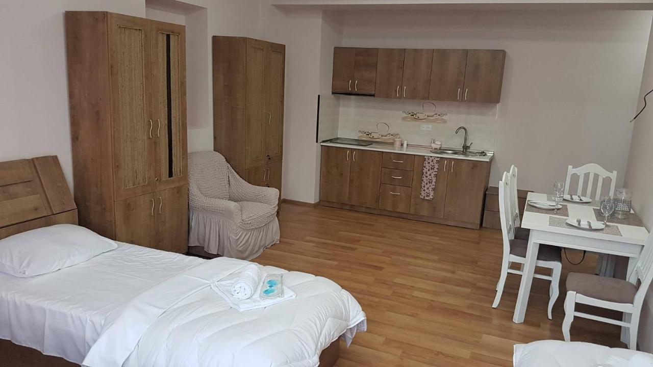 Hotel Caucasus تبليسي المظهر الخارجي الصورة